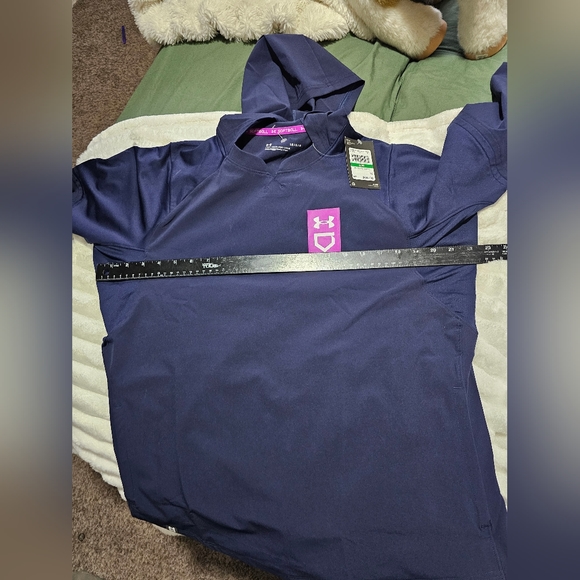 Under Armour - Picture 2 of 11